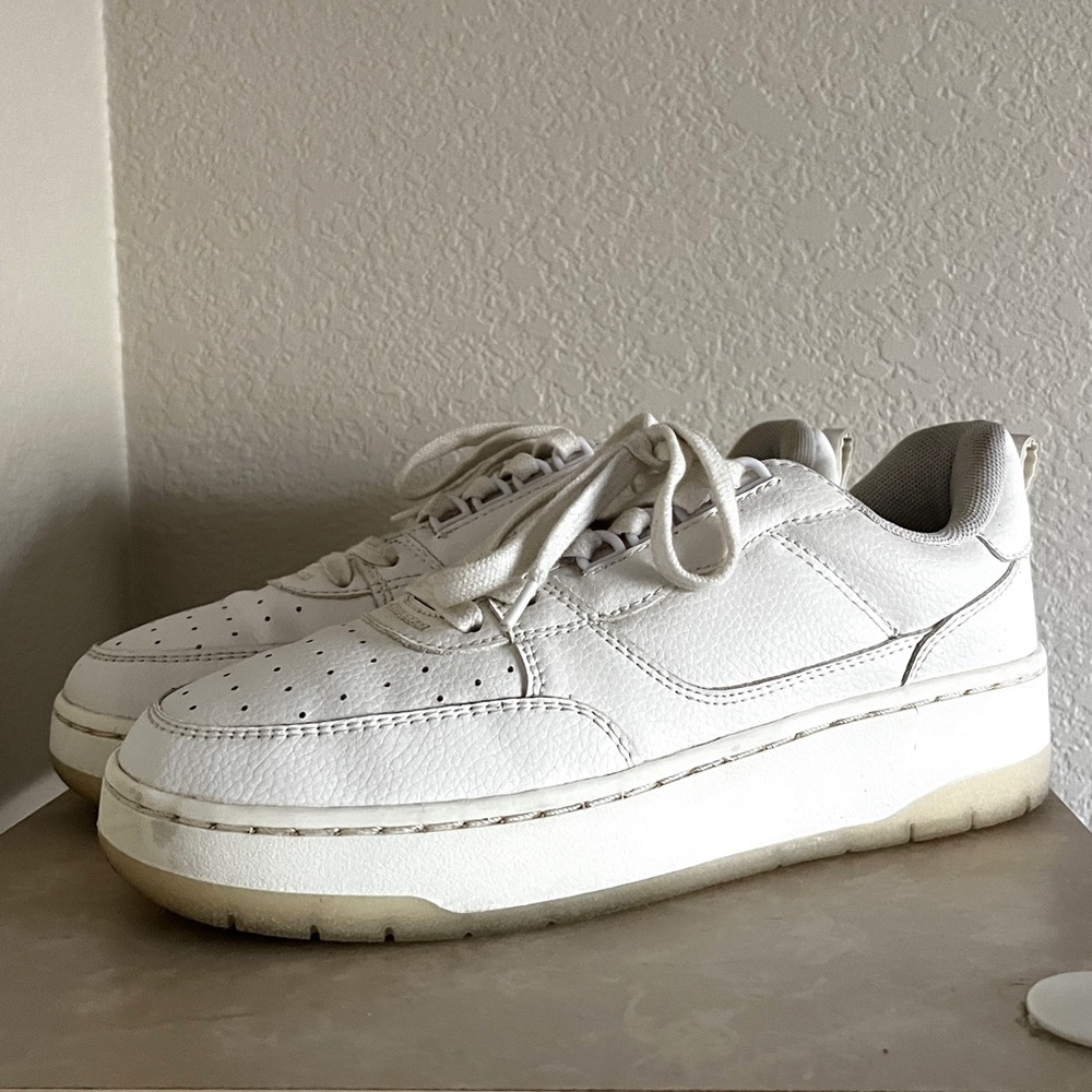 H&M Sneakers